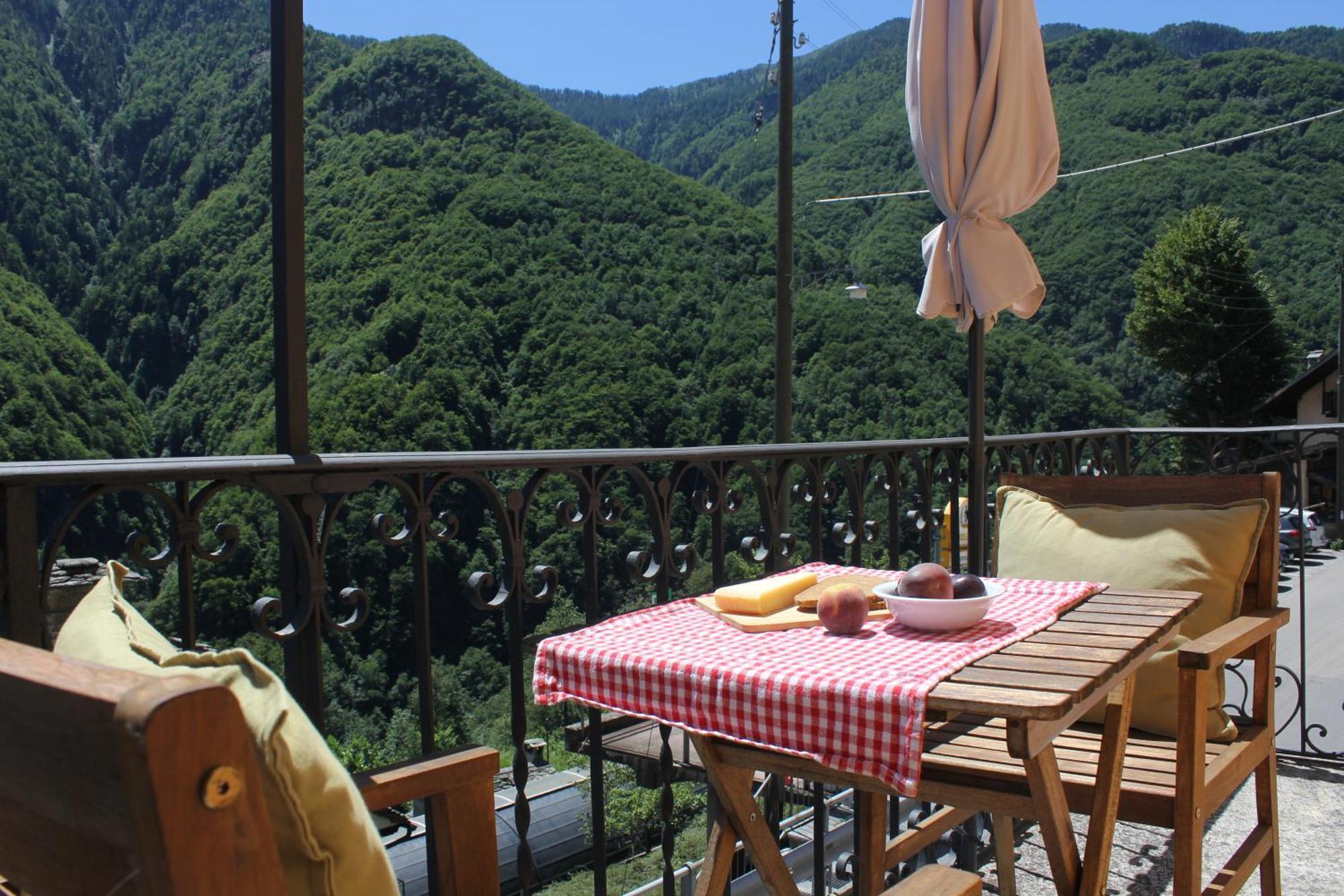 Casa Gialla Russo Esterno foto